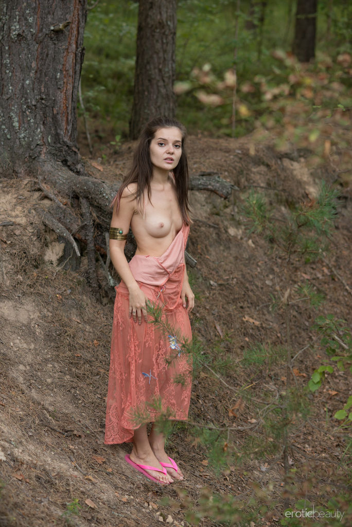 Pola undresses in the middle of the forest and